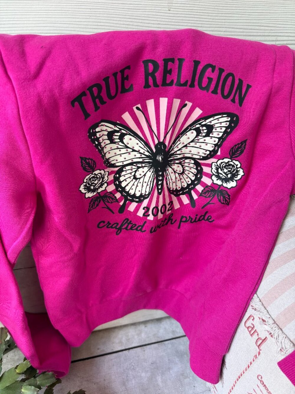 True Religion NWT Verry Berry Butterfly Crystal Classic Zip Size M